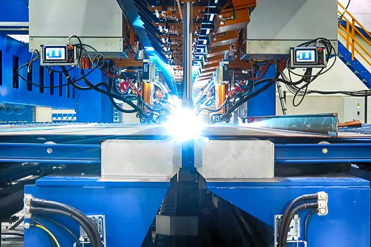 007-PEMA-Flat-panel,-SMWP-Laser-Hybrid-fillet welding