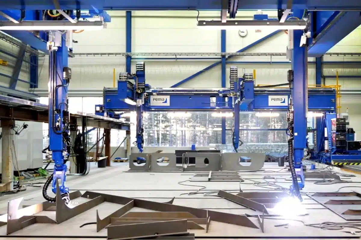 004_PEMA-VRWP-X2-Vision-Robot-Welding-Portal-2020-11-09-001 (1)