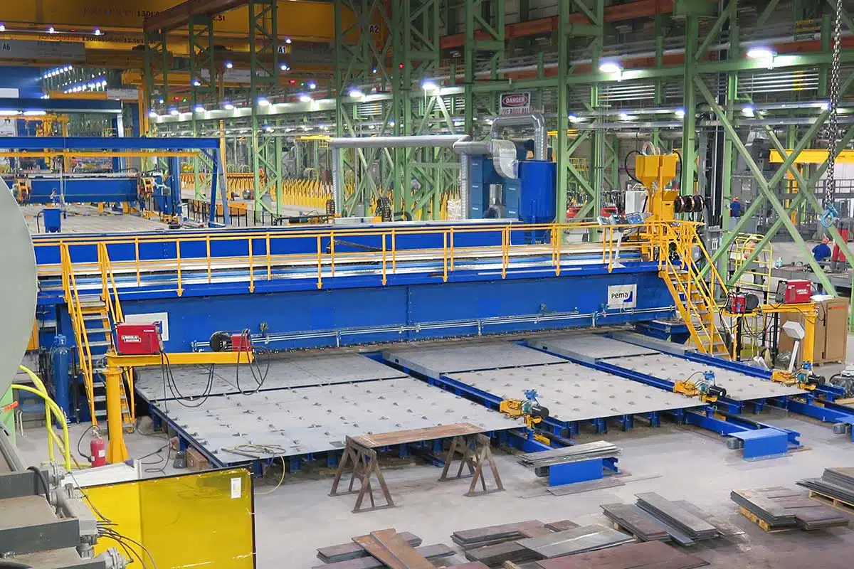 002_PEMA-Flat-panel,-OSW_12m_advanced_panel_line_2015_001