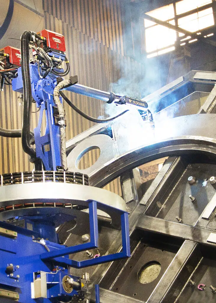 Pema Robot station with a ColumnBoom system and welding positioners.