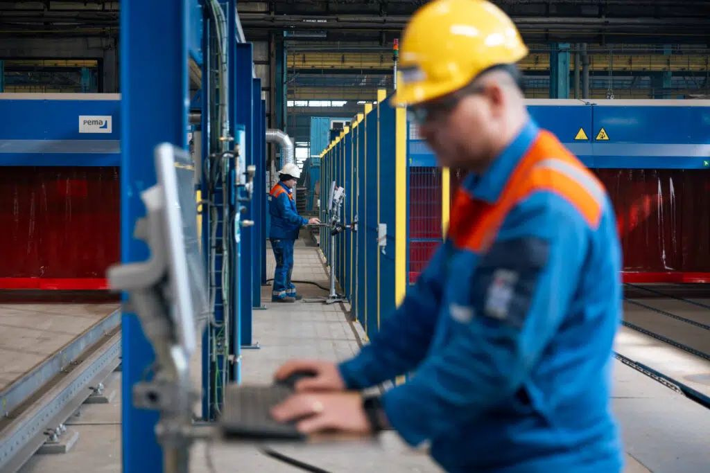 Damen Shipyards and software for shipbuilding